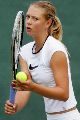 Maria Sharapova at Wimbledon 2004, warming up and showing her butt